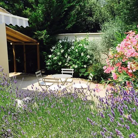 La Bastide Au Ventoux Bed & Breakfast